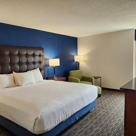 Heritage Inn & Suites St Louis Fenton, Trademark By Wyndham ภายนอก รูปภาพ