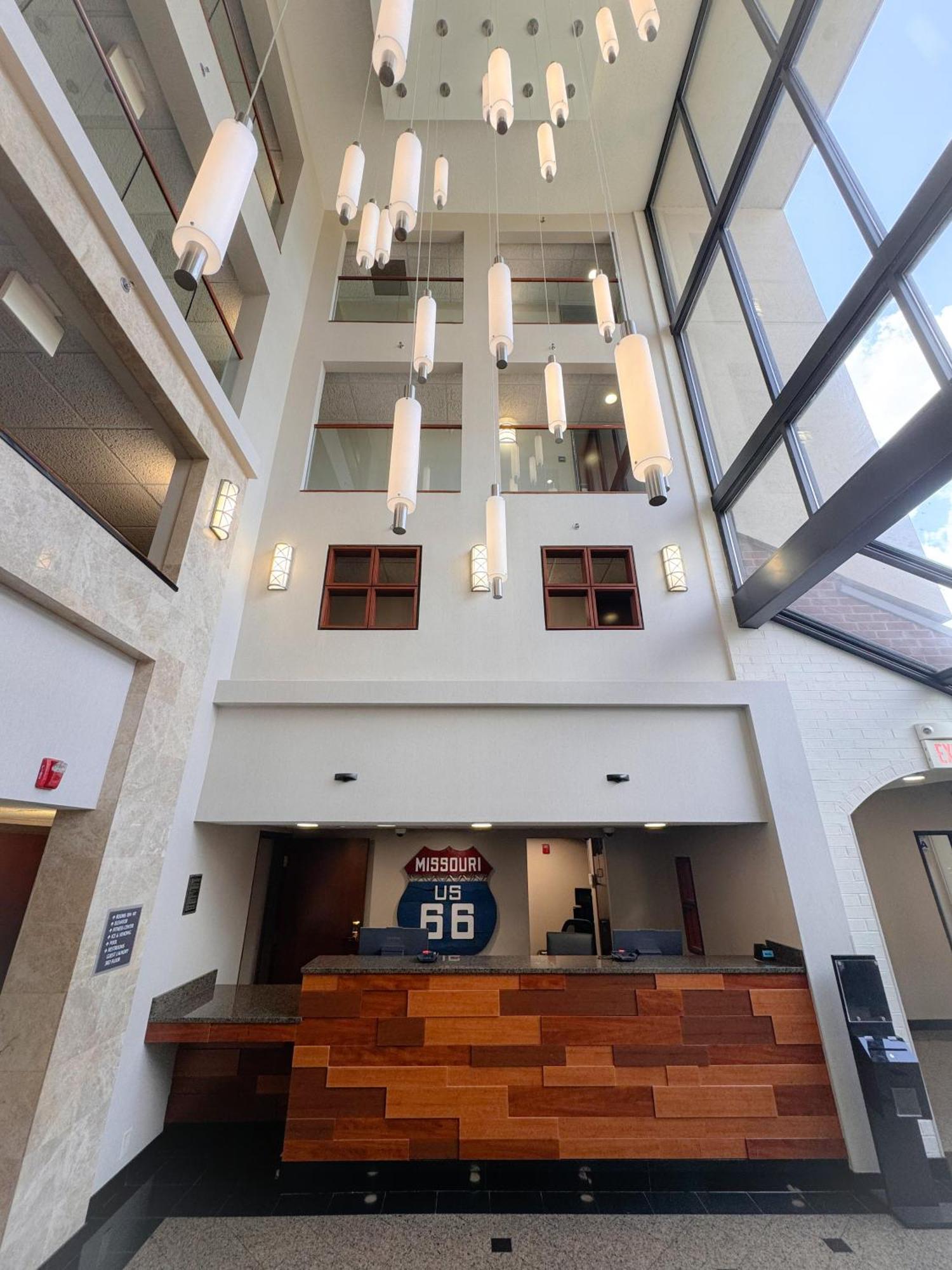 Heritage Inn & Suites St Louis Fenton, Trademark By Wyndham ภายนอก รูปภาพ