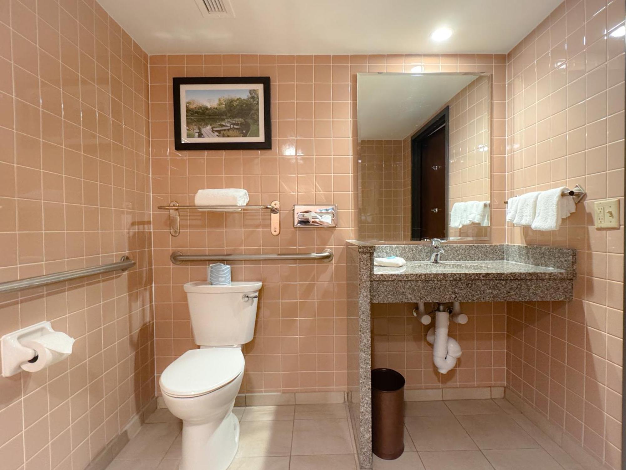 Heritage Inn & Suites St Louis Fenton, Trademark By Wyndham ภายนอก รูปภาพ