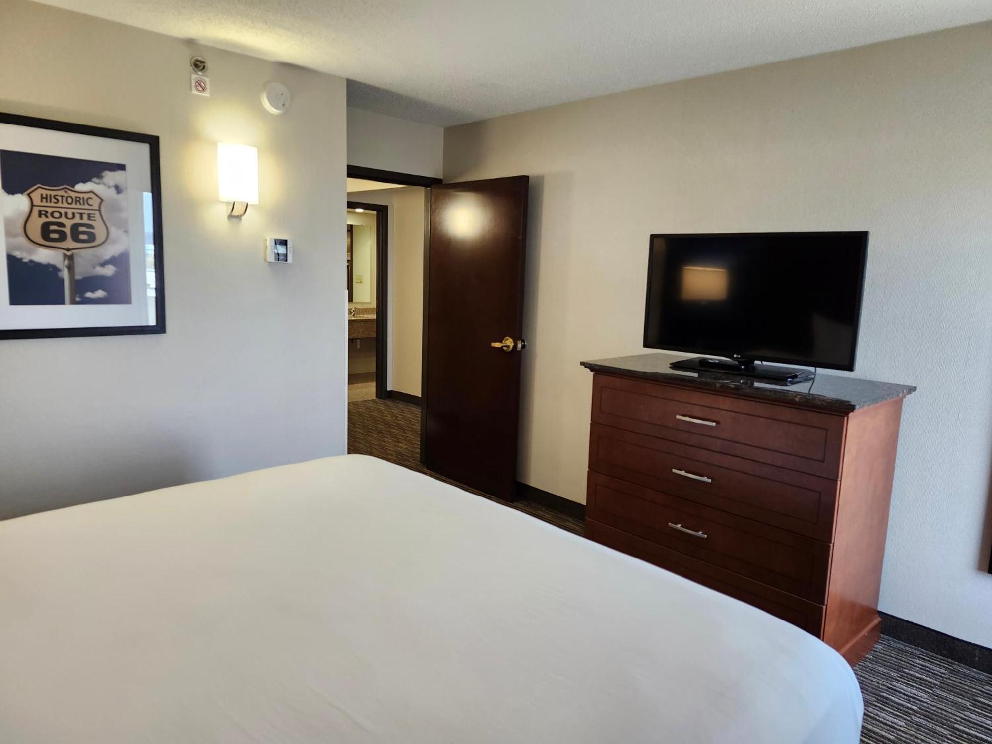 Heritage Inn & Suites St Louis Fenton, Trademark By Wyndham ภายนอก รูปภาพ